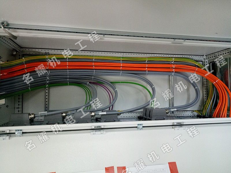 菏澤市名耀機(jī)電工程有限公司工程案例利勃海爾中國重汽加工中心